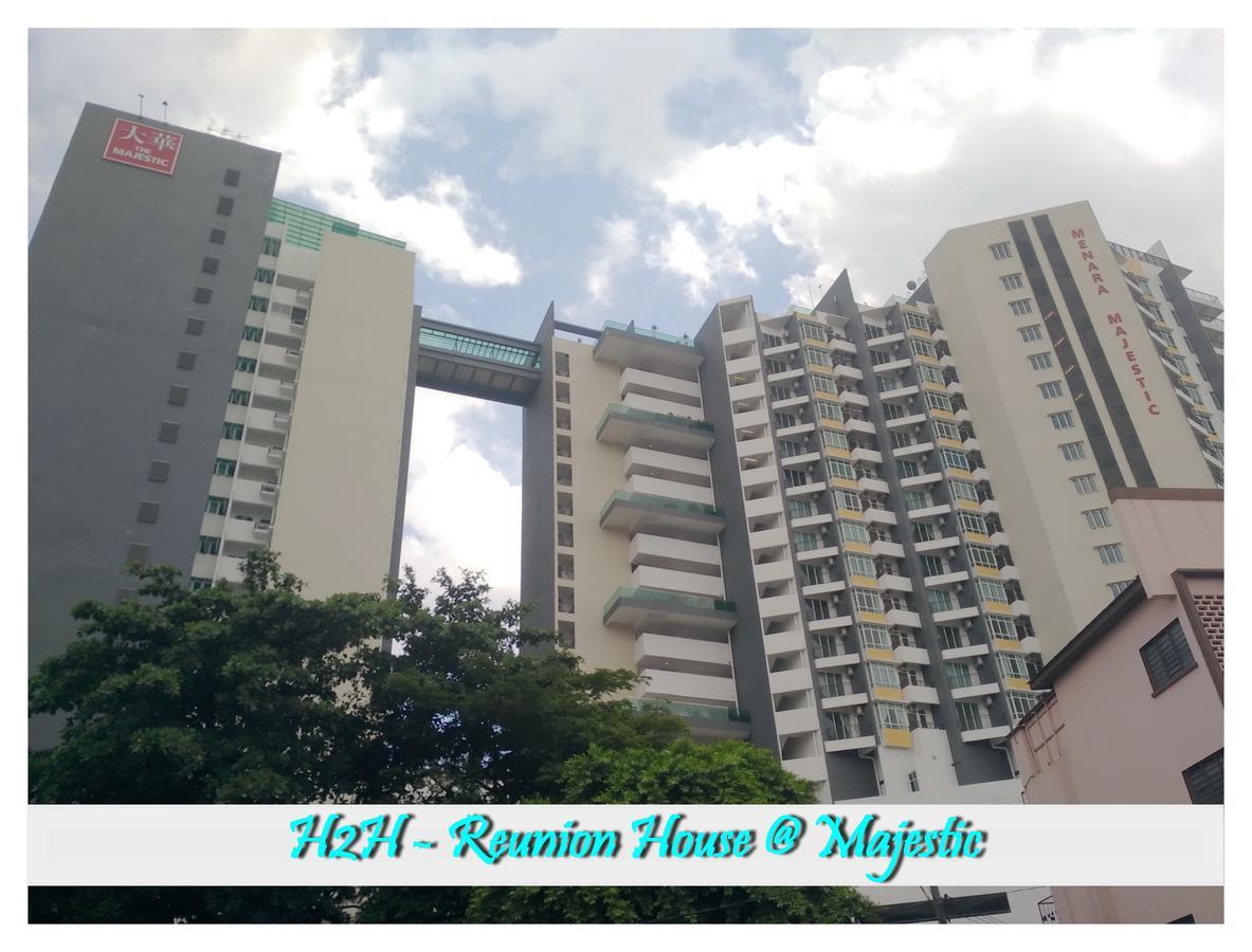 Appartamento H2H - Reunion House @ Majestic Ipoh 家好月圆 Esterno foto
